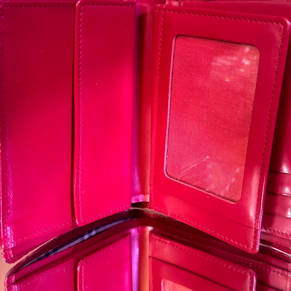 Burberry Red Slim BiFold Wallet - Picture 3 of 17